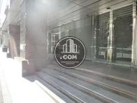 4段の階段があります