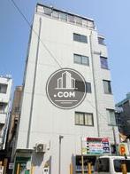 ホワイトで覆われた建物