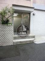 1階には別の入口があります
