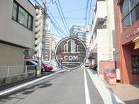 見透しの良い公道沿い