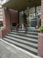 入口は山手通り側にあります
