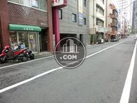 見通しが良く、開放的な道路です