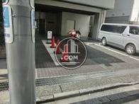 入口付近です