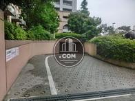 駐車場入り口です