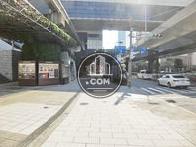 幅広い歩道