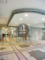 出入り口が複数ヶ所あり、便利です