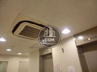 エントランスも空調が効いています