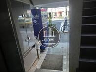 玄関を出ると外堀通りです