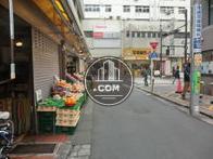 正面玄関前の写真です