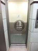 エレベーター内