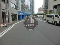 駅方面への通りです