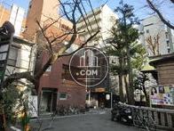 右が恵比寿神社です