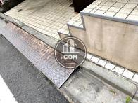 正面玄関