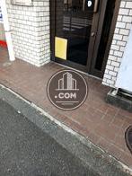 正面玄関前　段差