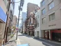 前面道路歌舞伎座方面