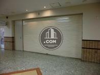建物内ですが、きちんとシャッターが設置されています