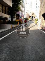 建物裏の道