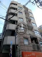 建物裏からみた外観