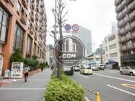 横浜駅東口方面