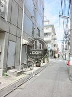 路地からの様子