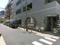 前面の道路です