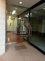 ガラスドアの出入り口