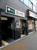 駅隣接