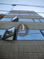 正面は出窓が設置されています