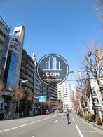 見通しの良い通り沿いです