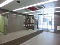 落ち着きのある石目で構成