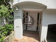 気品溢れる入口です