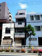 AKUTSUビルの外観写真