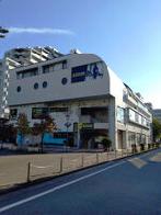 日吉ロイヤルマンション スポーツ棟の外観写真