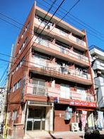小川マンションの外観写真