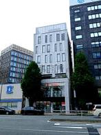 THE HUB 田町の外観写真