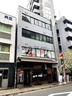 穴原ビルの外観写真