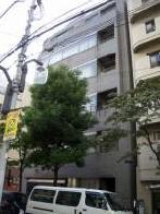 司ビルの外観写真