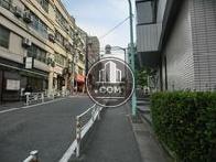 東側道路