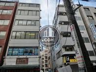 ビル目の前です