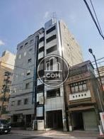 二面採光のビルです