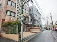 交通量は少ないです