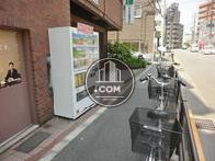 人通りはまばらです