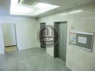 2基のエレベーターが設置されています