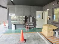 郵便受け、管理人室が見えます