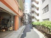 建物裏も接道しています