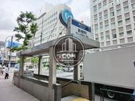 新橋駅乗り場はすぐです