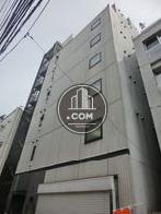 正面玄関側より