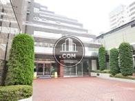 広い敷地を用いています