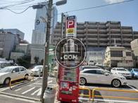 物件の周りには駐車場があり車での来客が多い方は便利です