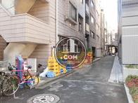 背面の露地エリア